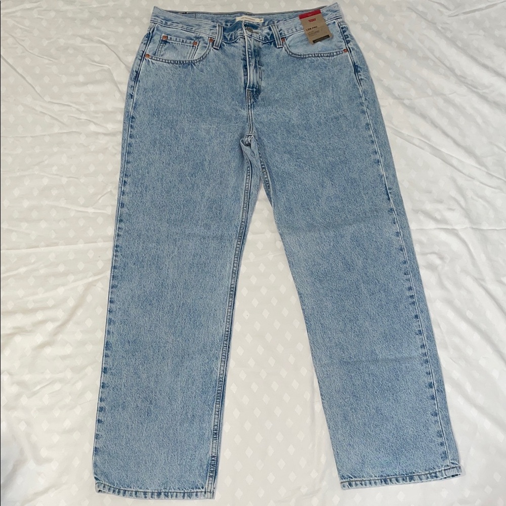 Levi's Women’s Classic Straight Light Blue Jeans